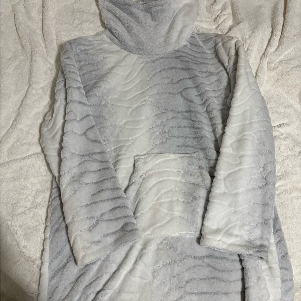 Cozy Gray Women's Sweater
